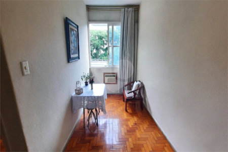 Apartamento à venda com 2 quartos, sendo 1 suíte,  em Rio Comprido, Rio de Janeiro, RJ