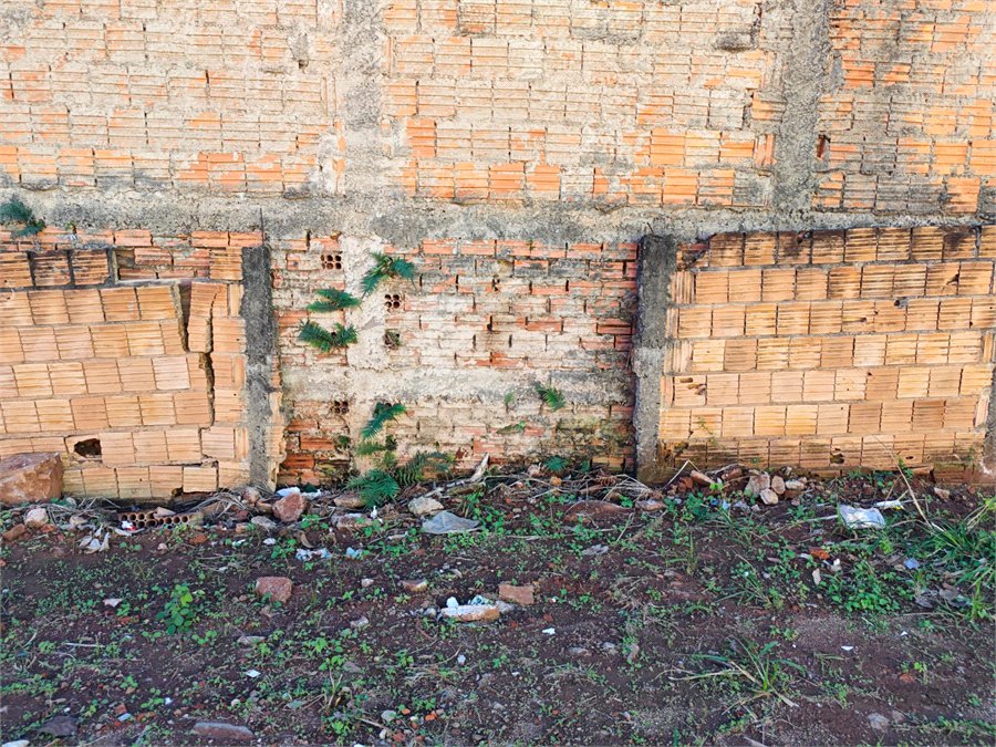 Oportunidade Comercial: Terreno de 525m² em Localização Estratégica no Parque Sissi!