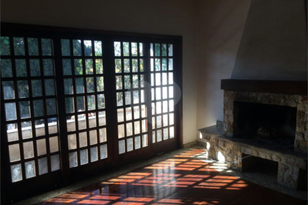 Casa à venda com 4 quartos, sendo 1 suíte, em Jardim Brasília (zona Leste), São Paulo, SP