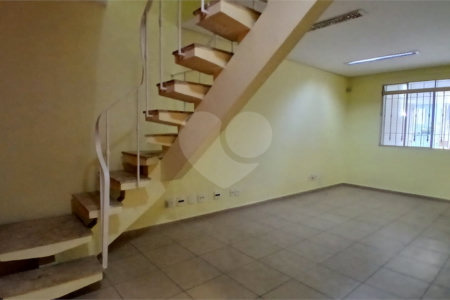 Sobrado para alugar com 4 quartos em Vila Mariana, São Paulo, SP