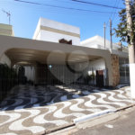 Sobrado à venda com 4 quartos, sendo 1 suíte,  em Planalto Paulista, São Paulo, SP