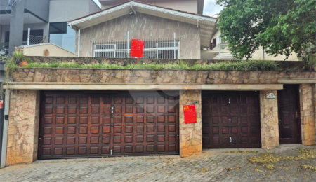 Casa à venda ou para alugar com 3 quartos, sendo 1 suíte,  em Parque São Domingos, São Paulo, SP