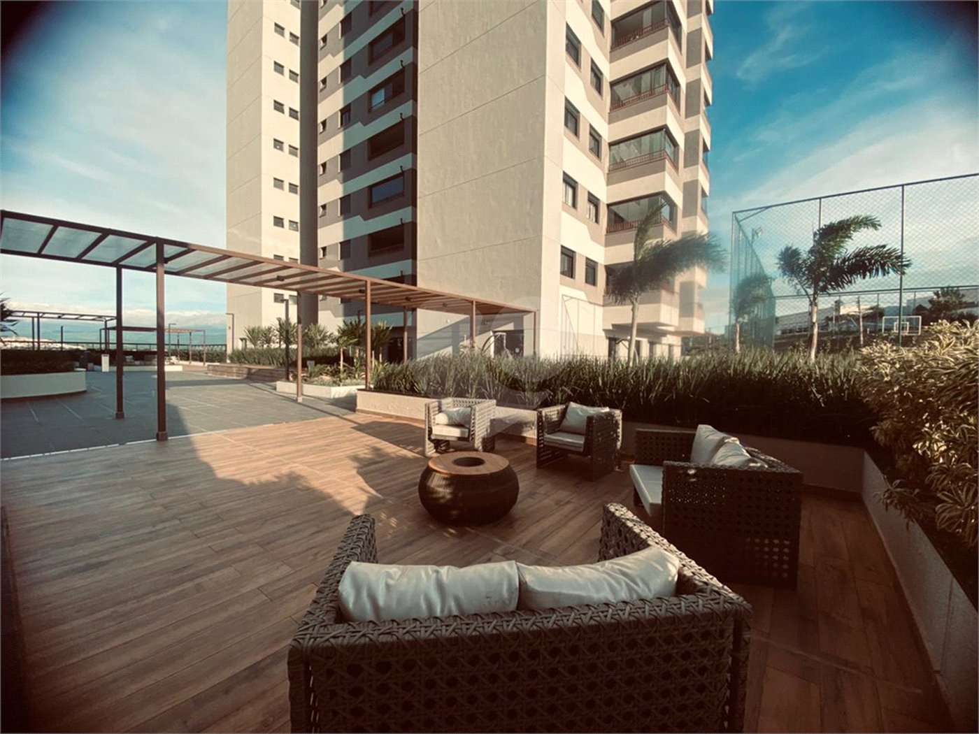 Apartamento para alugar com 3 quartos, sendo 1 suíte, em Jardim Maria José, Votorantim, SP
