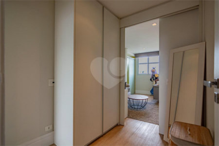 Apartamento à venda com 2 suítes em Jardim Europa, São Paulo, SP