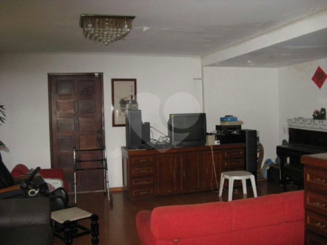 Sobrado à venda com 4 quartos, sendo 1 suíte,  em Palmas do Tremembé, São Paulo, SP