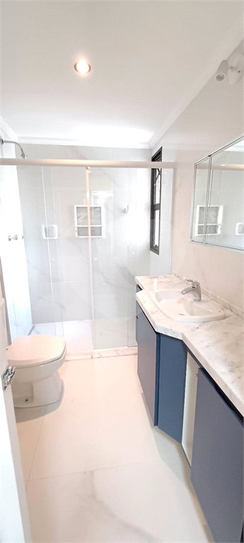 Apartamento à venda com 3 quartos, sendo 1 suíte,  em Lar São Paulo, São Paulo, SP