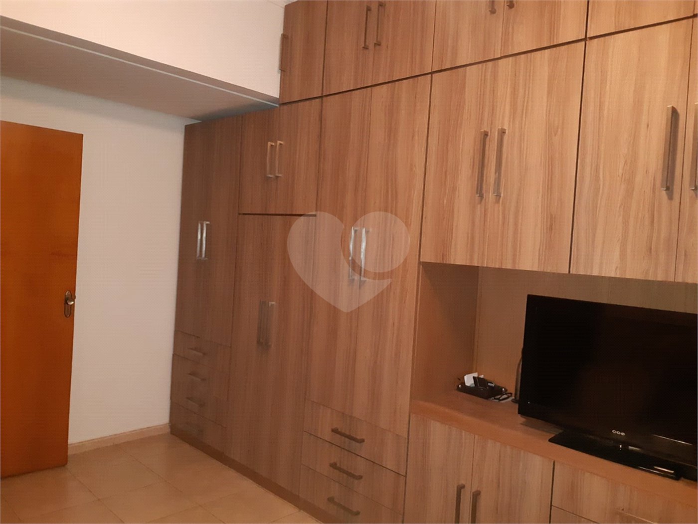 Apartamento à venda com 3 quartos, sendo 2 suítes, em Pinheiros, São Paulo, SP