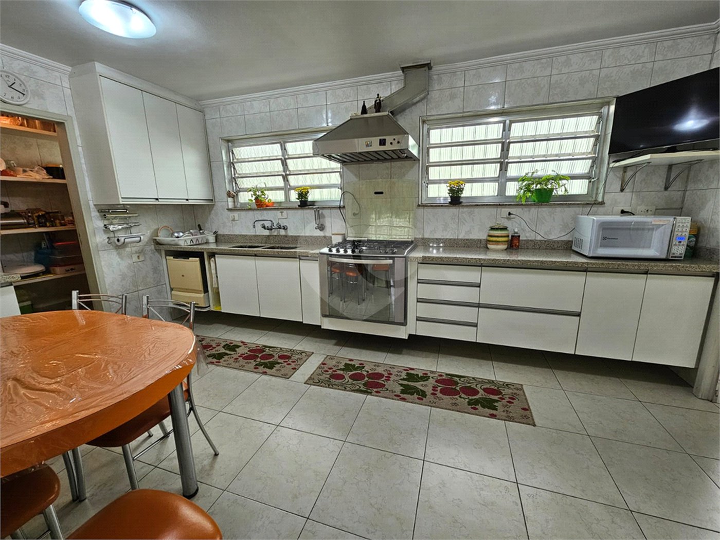 Casa Térrea à venda com 4 quartos, sendo 1 suíte, em Parque Edu Chaves, São Paulo, SP