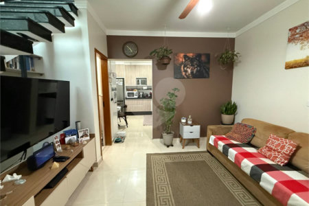 Casa em condomínio à venda com 2 suítes em Vila Gustavo, São Paulo, SP