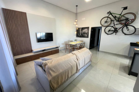 Casa à venda com 3 quartos, sendo 1 suíte, no condomínio Vila Paraty, Indaiatuba - SP