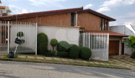 Casa de Vila à venda com 3 quartos, sendo 2 suítes,  em Jardim Emília, Sorocaba, SP