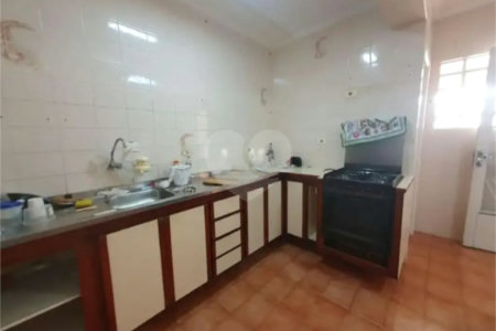 Casa à venda com 2 quartos em Vila Mazzei, São Paulo, SP