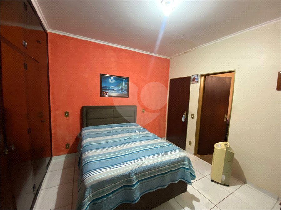 Casa à venda com 4 quartos, sendo 1 suíte, em Campos Elíseos, Ribeirão Preto, SP