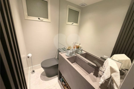 Apartamento à venda com 3 quartos, sendo 1 suíte,  em Granja Julieta, São Paulo, SP