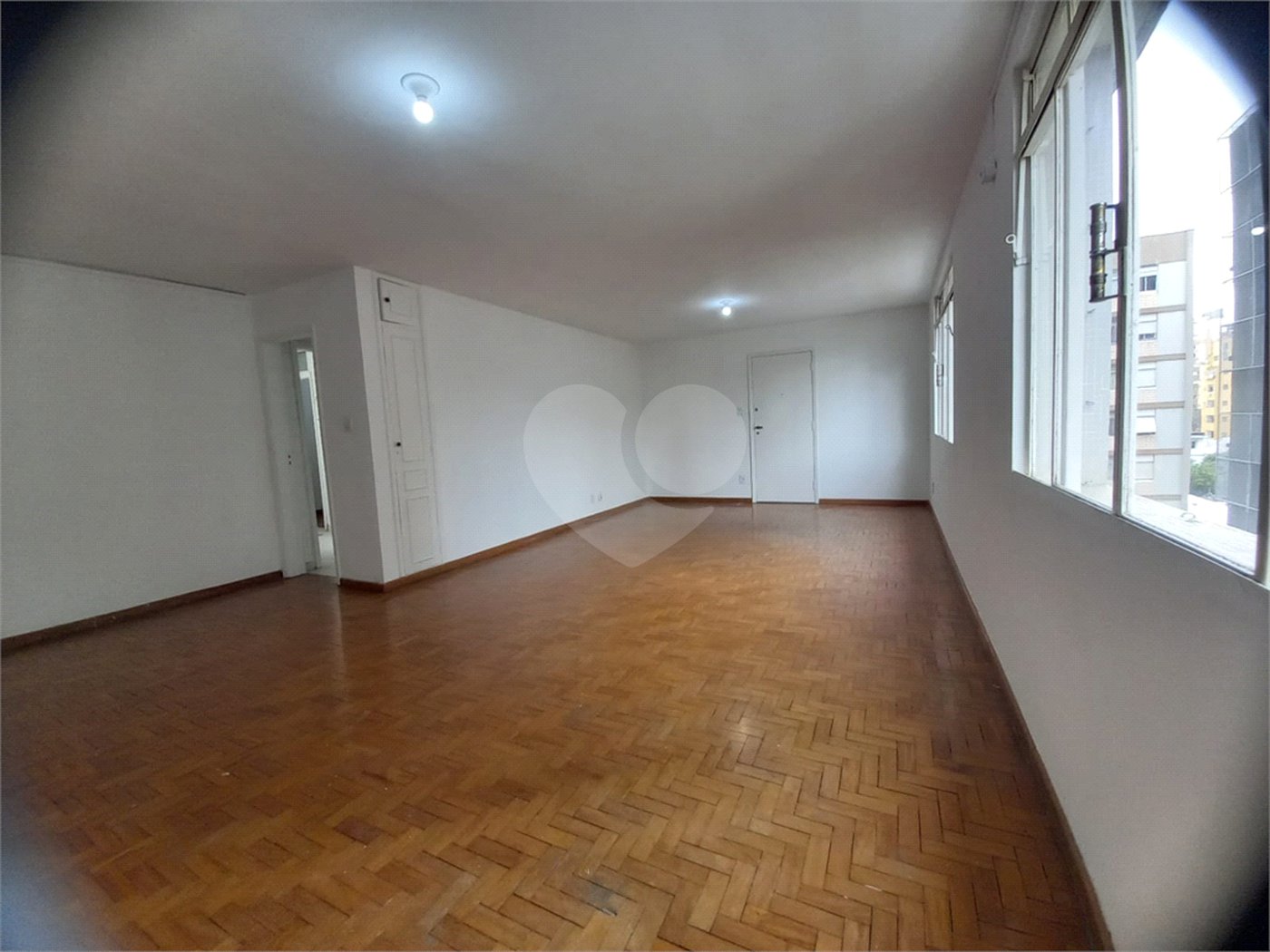 Apartamento à venda com 3 quartos, sendo 1 suíte, em Pinheiros, São Paulo, SP