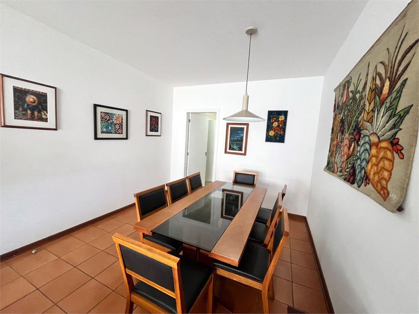 Apartamento com 3 dormitórios à venda, 100 m² por R$ 650.000,00 - Pitangueiras - Guarujá/SP