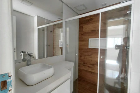 Apartamento à venda com 3 quartos, sendo 1 suíte,  em Vila Romana, São Paulo, SP
