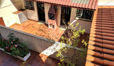 Sobrado à venda com 5 quartos, sendo 1 suíte,  em Vila Nova Conceição, São Paulo, SP