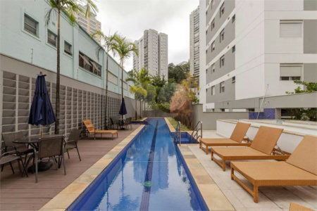 Apartamento à venda com 2 quartos, sendo 1 suíte,  em Vila Andrade, São Paulo, SP
