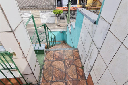 Casa à venda com 6 quartos em Vila dos Remédios, São Paulo, SP