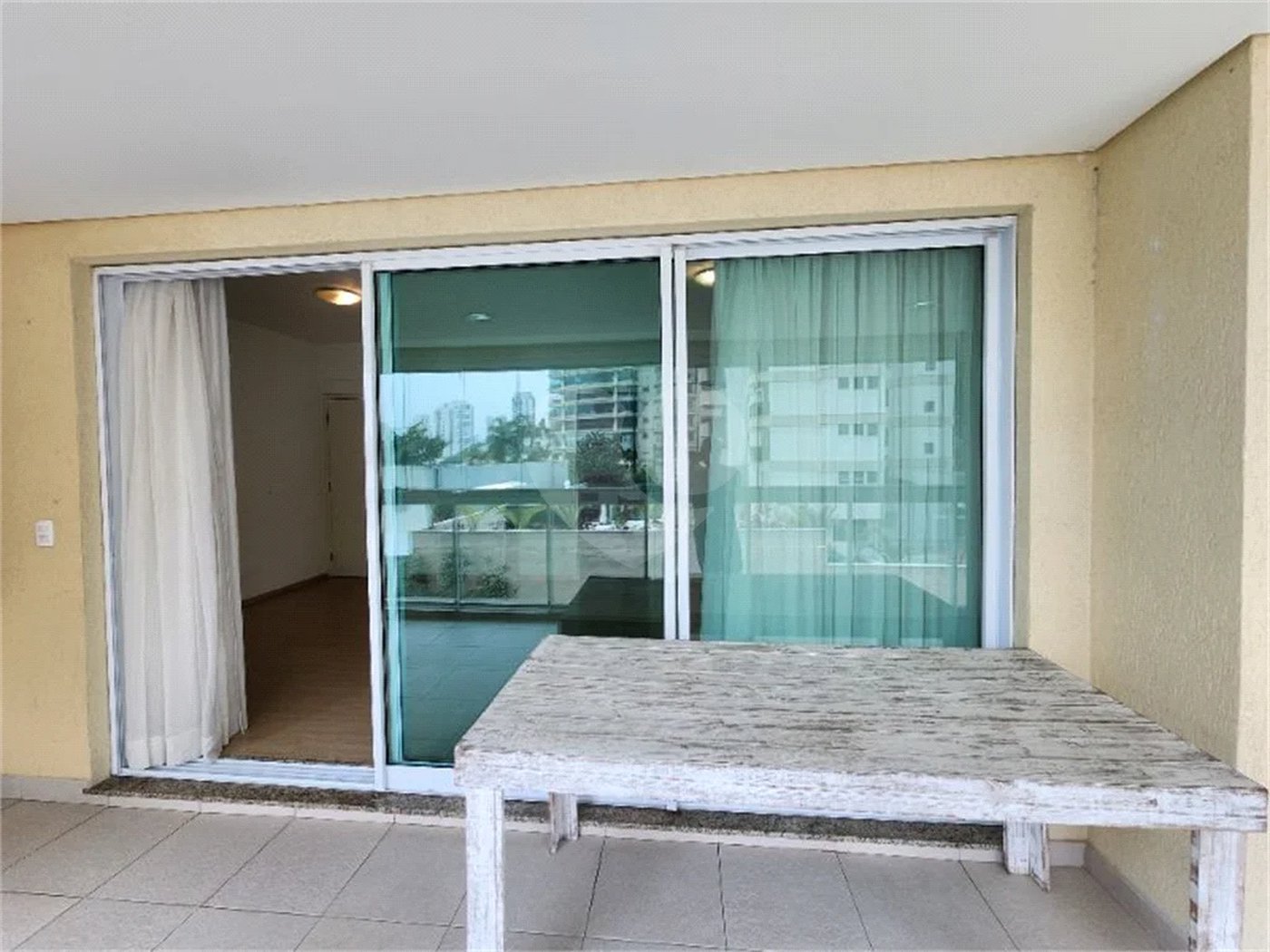 Apartamento à venda com 3 suítes em Santana, São Paulo, SP