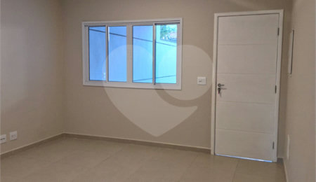 Sobrado à venda ou para alugar com 3 suítes em Santana, São Paulo, SP