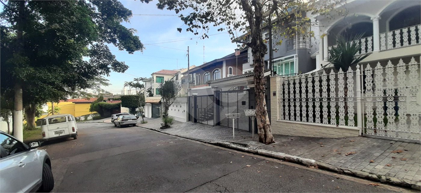 Sobrado à venda com 4 quartos, sendo 2 suítes, em Jardim França, São Paulo, SP