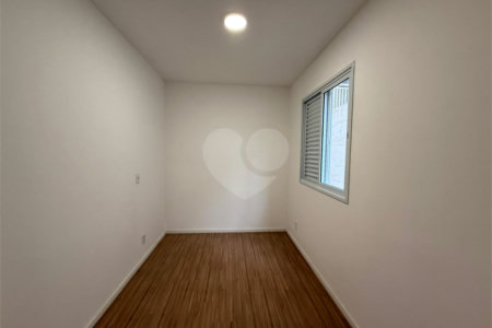 Casa à venda com 2 quartos no condomínio Severa, São Paulo - SP