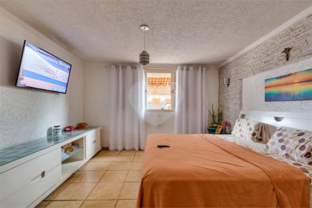 Casa de Vila à venda com 4 quartos, sendo 2 suítes,  no condomínio City Campo Grande, São Paulo - SP