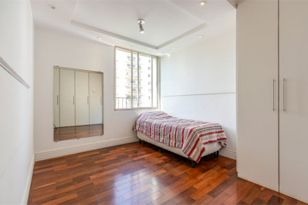 Apartamento à venda com 3 quartos, sendo 1 suíte, em Itaim Bibi, São Paulo, SP