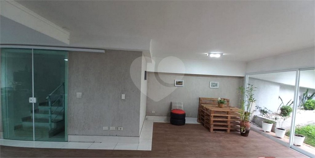 Sobrado à venda com 3 suítes em Tremembé, São Paulo, SP
