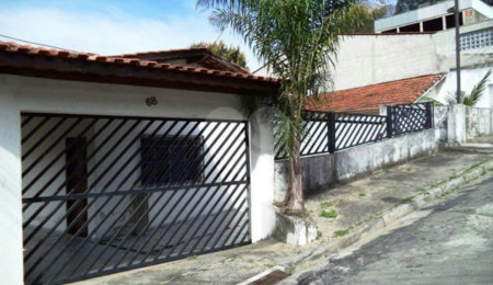 Sobrado à venda com 3 quartos, sendo 1 suíte,  em Tremembé, São Paulo, SP