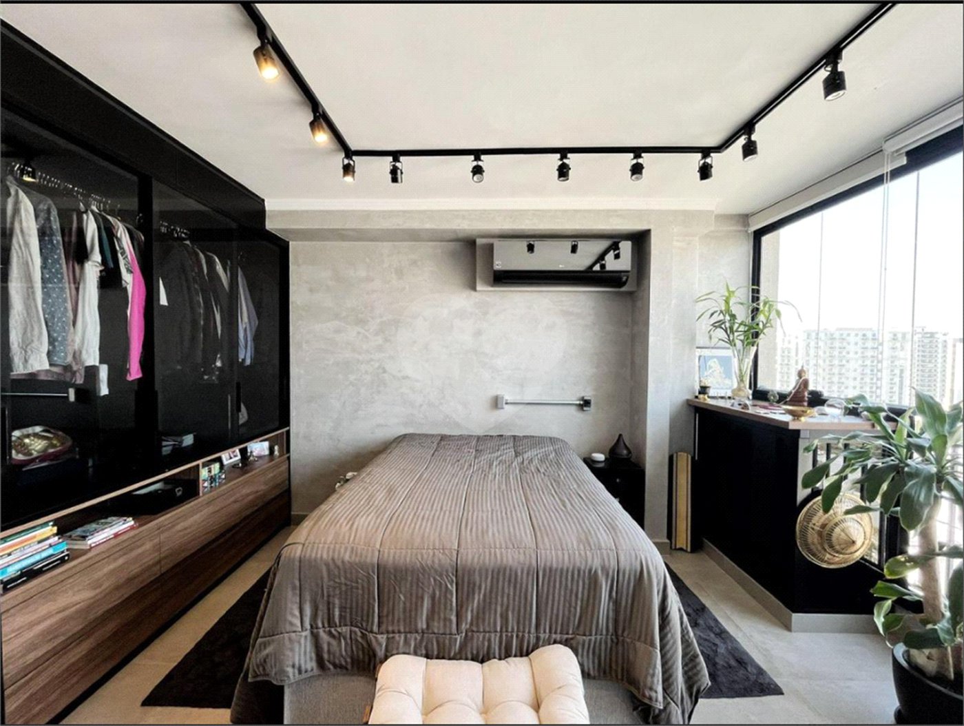 Apartamento à venda com 1 quarto em Indianópolis, São Paulo, SP