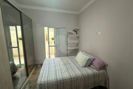 Casa à venda com 4 quartos em Chora Menino, São Paulo, SP