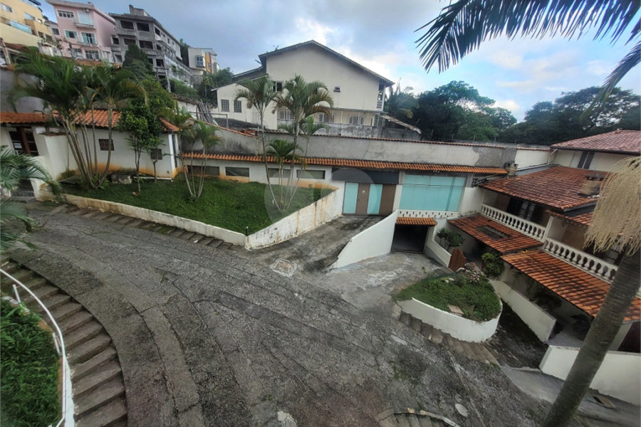Casa de Vila para alugar com 6 quartos, sendo 4 suítes,  em Tucuruvi, São Paulo, SP