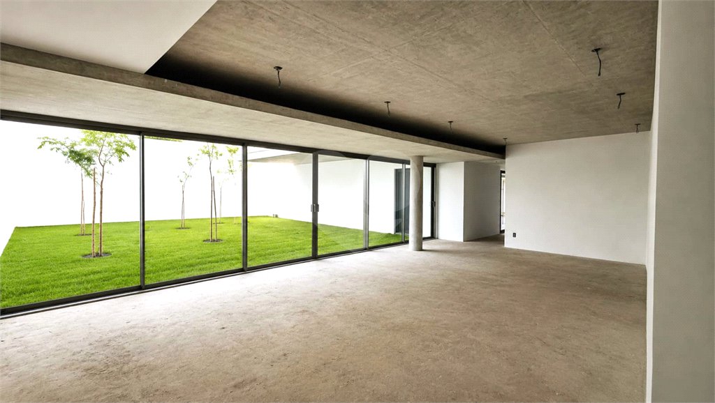 Casa à venda com 3 suítes no condomínio Residencial Heron 140, São Paulo - SP