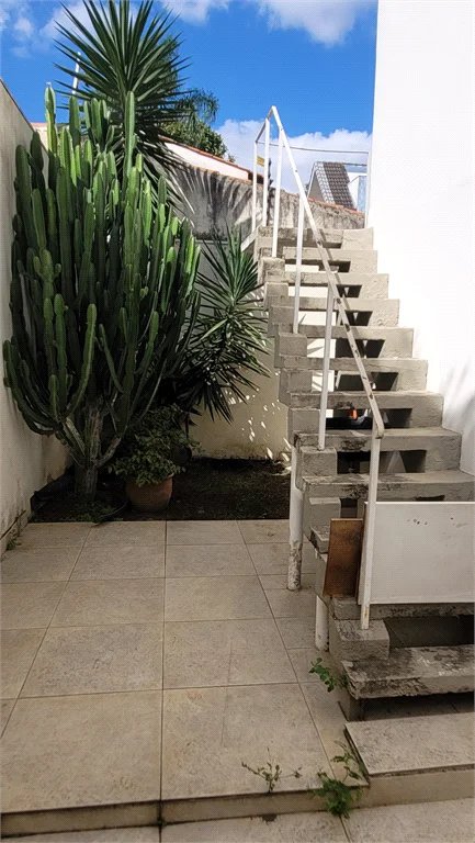 Sobrado à venda com 4 quartos, sendo 3 suítes, em Brooklin Paulista, São Paulo, SP