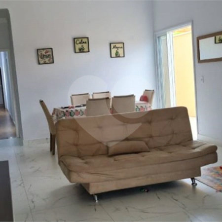 Casa à venda ou para alugar com 4 quartos, sendo 1 suíte, no condomínio Mirante dos Ipês, Salto - SP