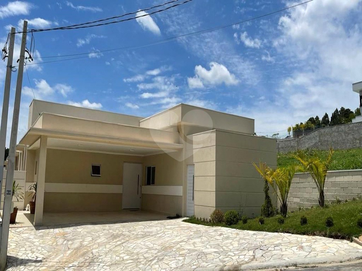 Casa à venda com 3 quartos no condomínio Villa D' Oro, Vinhedo - SP