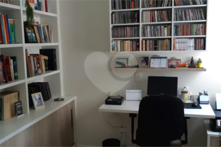 Casa à venda com 3 quartos, sendo 1 suíte, no condomínio Reserva das Flores - Casas, Guarulhos - SP