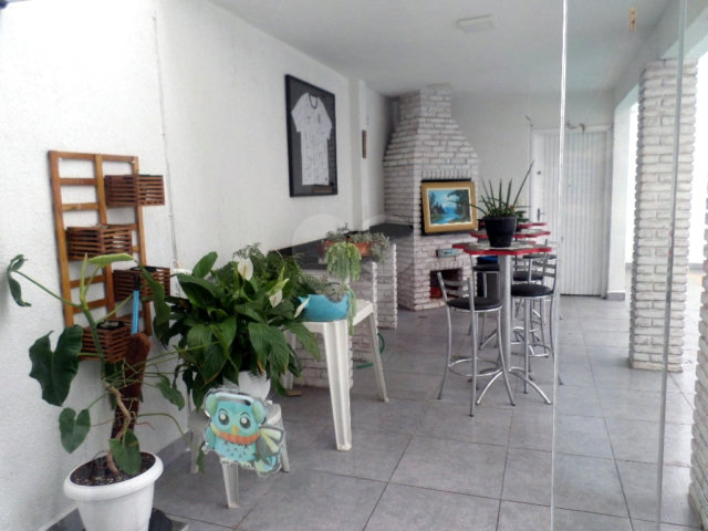 Sobrado à venda com 3 quartos, sendo 1 suíte,  em Imirim, São Paulo, SP