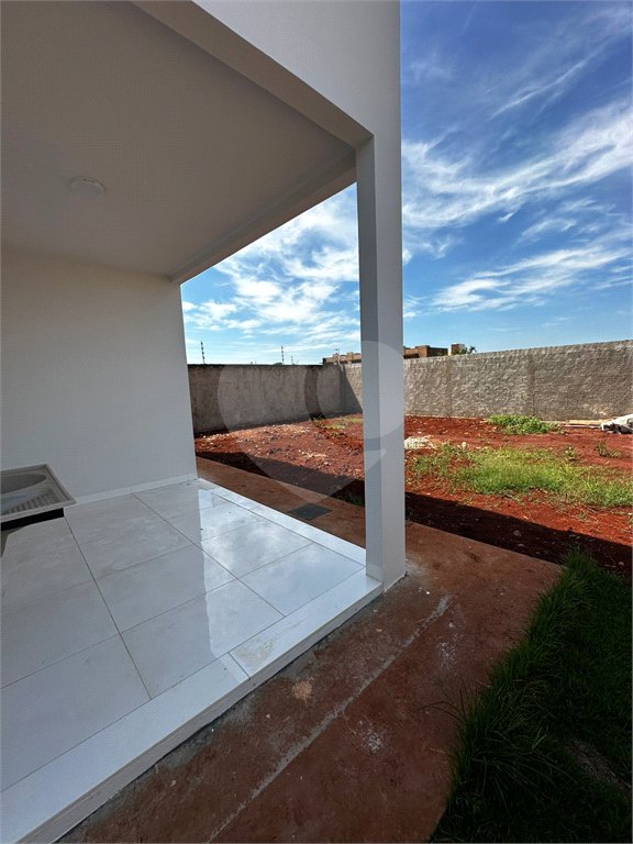 Casa à venda com 3 quartos, sendo 1 suíte,  em Flanboyant Residencial Park, Ponta Porã, MS