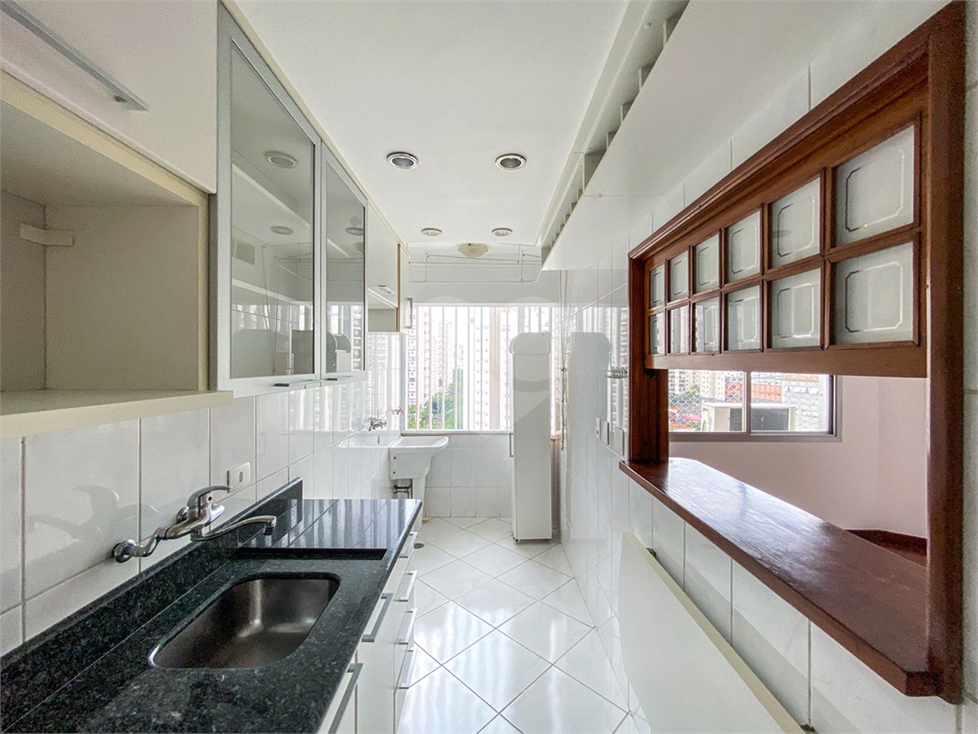 Apartamento à venda com 2 suítes em Indianópolis, São Paulo, SP