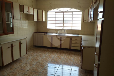 Sobrado à venda com 3 quartos, sendo 1 suíte, em Vila Gustavo, São Paulo, SP