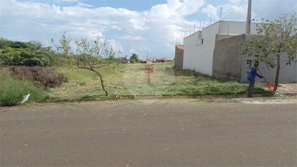 Terreno à venda em Jardim Adalberto Frederico de Oliveira Roxo I, Araraquara, SP