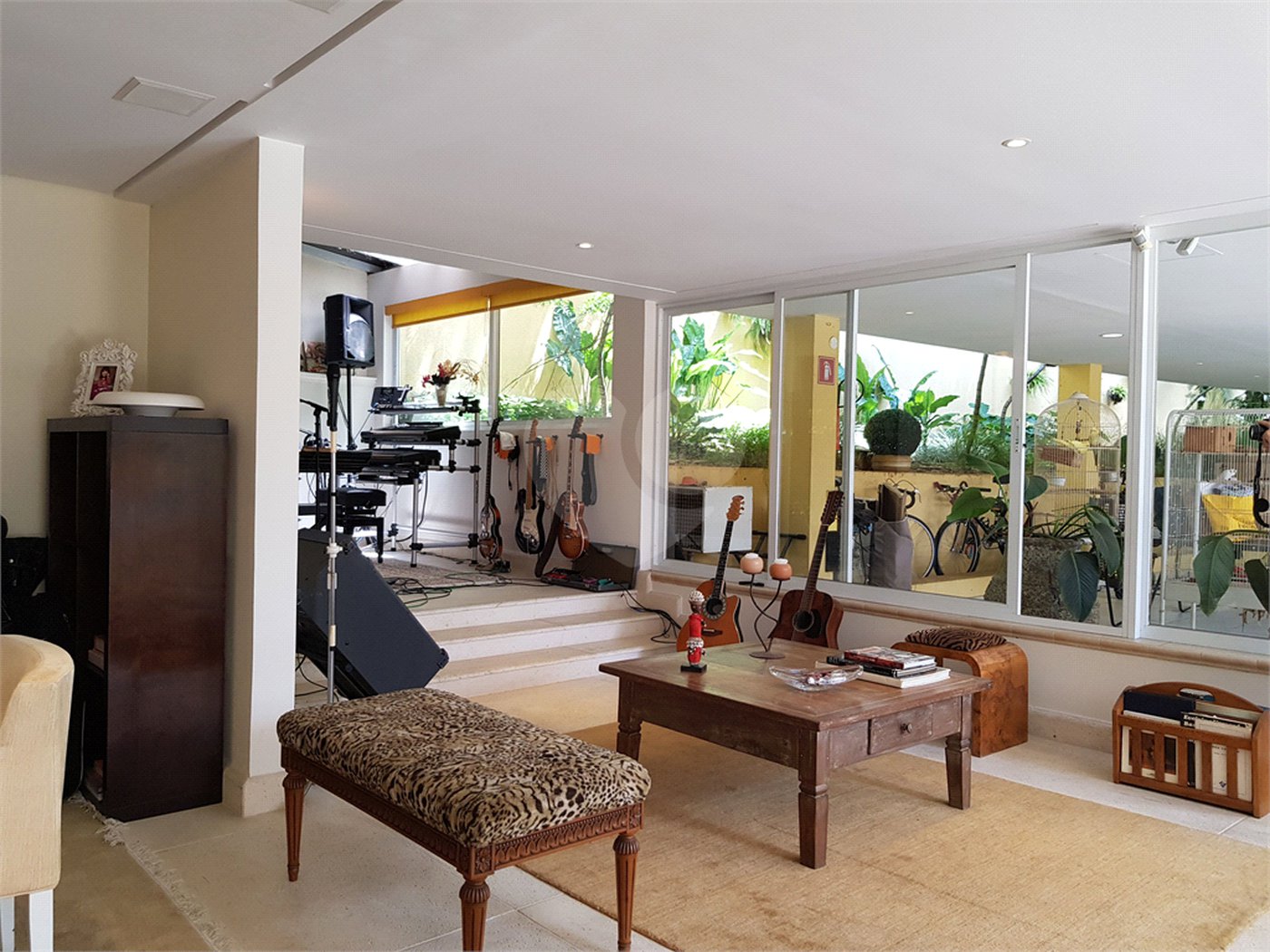 Casa à venda com 5 suítes em Jardim Marajoara, São Paulo, SP
