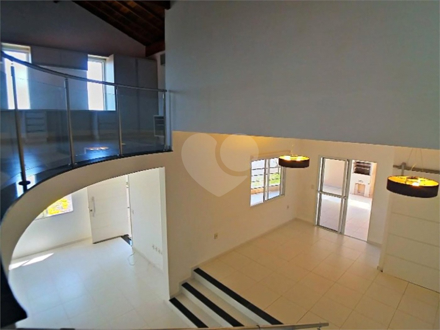 Casa à venda com 3 suítes no condomínio Terras de São Francisco, Vinhedo - SP