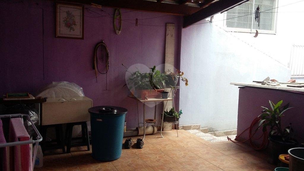 Sobrado à venda com 3 quartos em Parque Peruche, São Paulo, SP