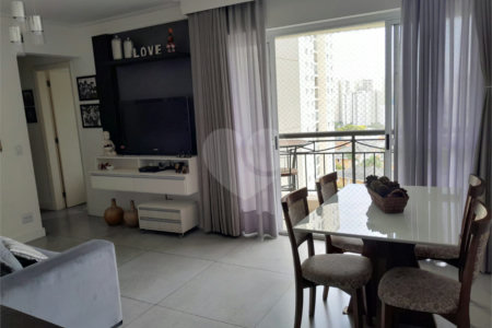 Apartamento à venda com 3 quartos, sendo 1 suíte, em Jardim Marajoara, São Paulo, SP