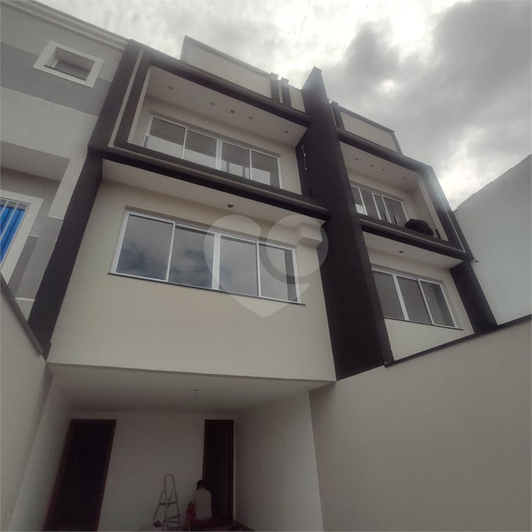 Sobrado à venda com 3 quartos, sendo 1 suíte,  em Parada Inglesa, São Paulo, SP
